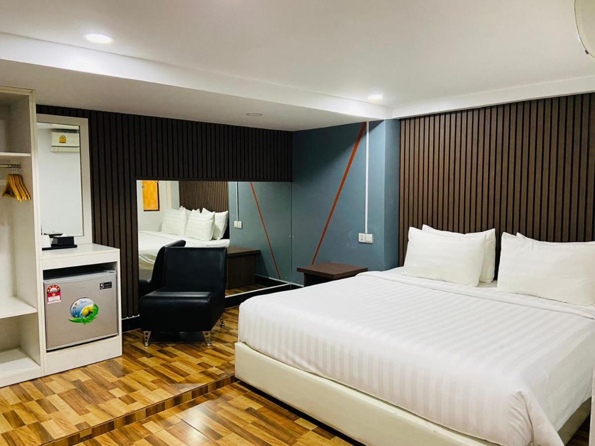De Hotel بنوم بنه المظهر الخارجي الصورة